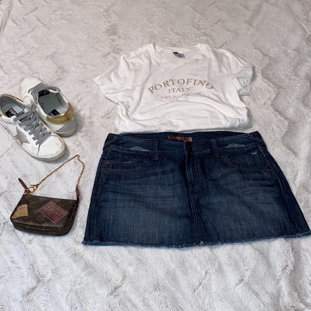 Express Vtg Y2K Micro Mini Skirt Denim Jean Low Rise distressed Preppy size 10